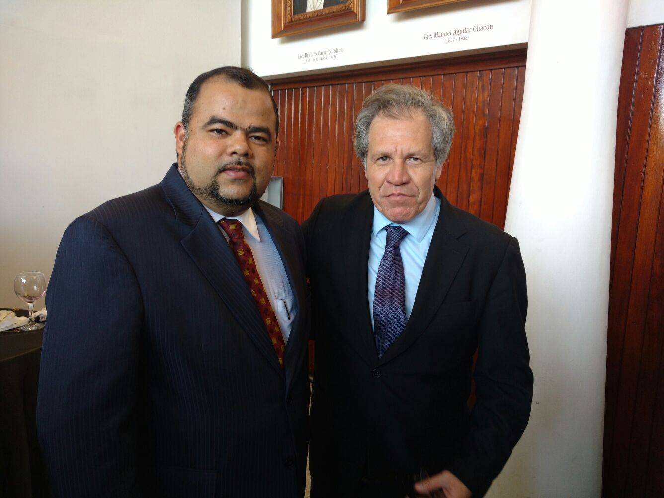 Con el Secretario General de la OEA, Dr. Luis Almagro Lemes